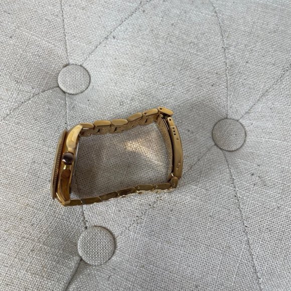 Fossil Cecile Multi-Function Rose Crystal-set Dial Rose Gold-tone Watch - Picture 7 of 9